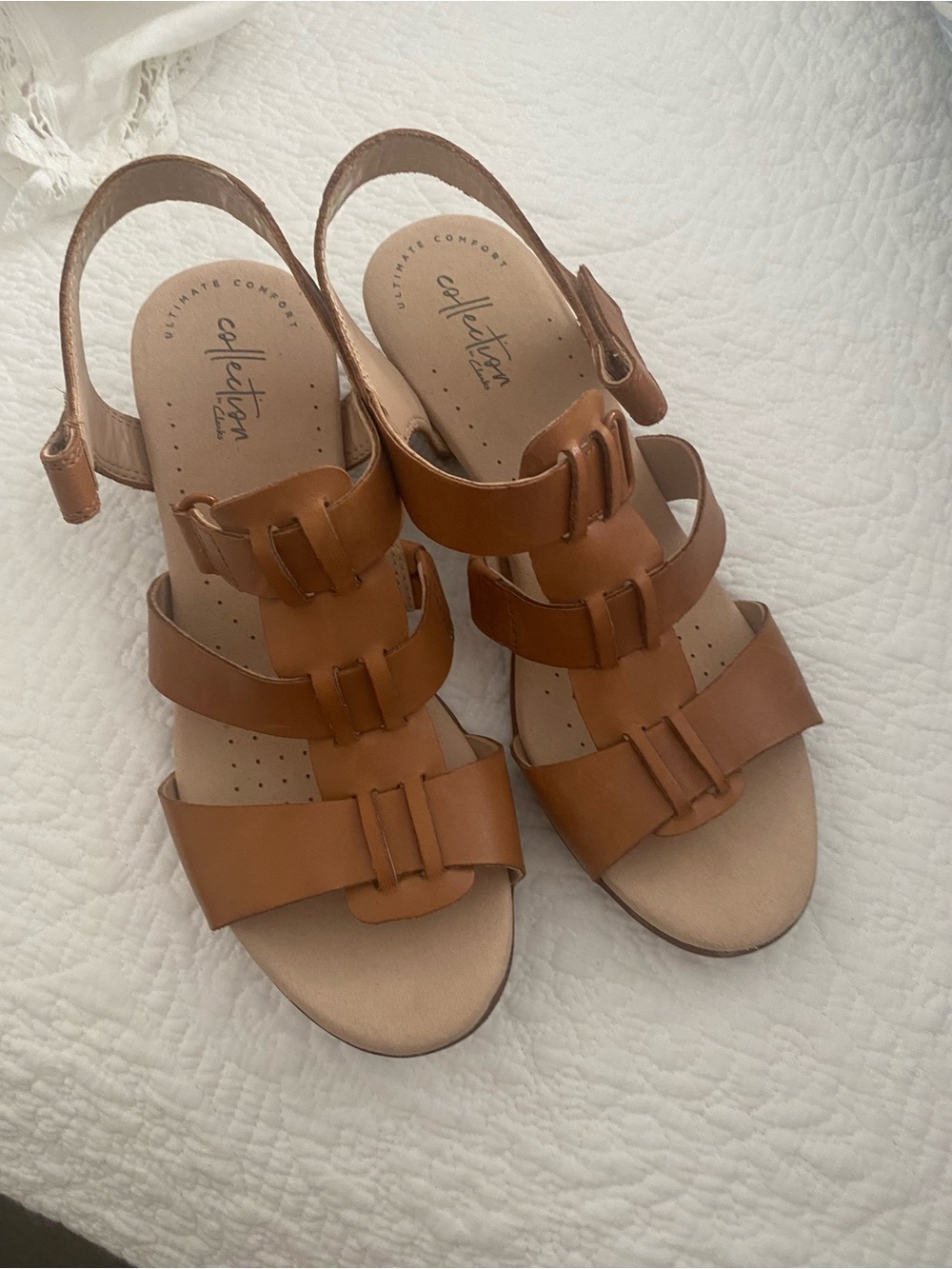 Clarks Women's Brown Triple-Strap Slingback Sandals